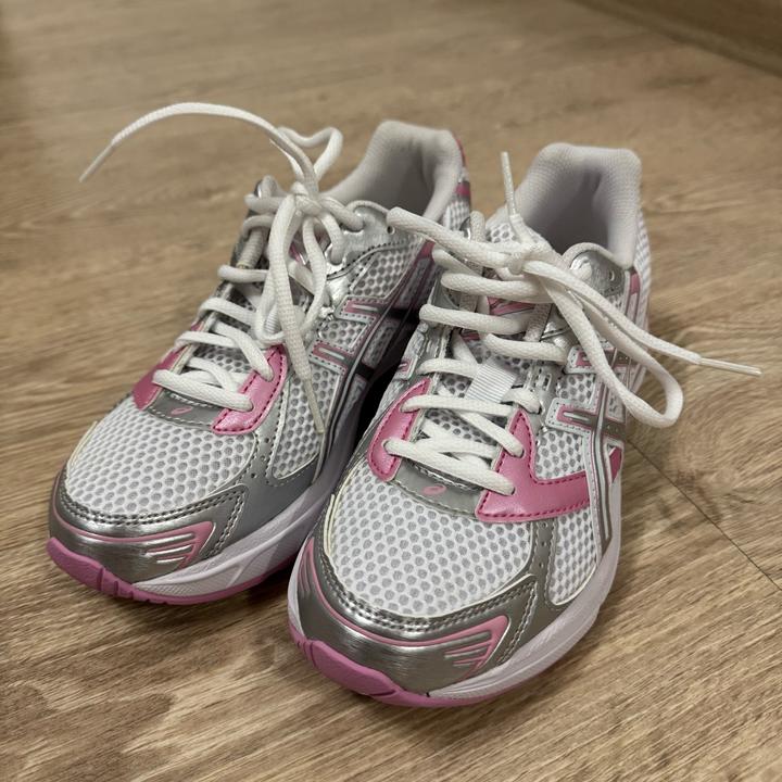 Кроссовки Asics 36р