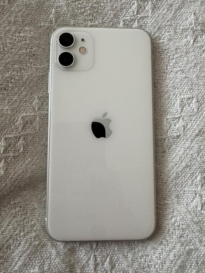 Apple iPhone 11 128 ГБ