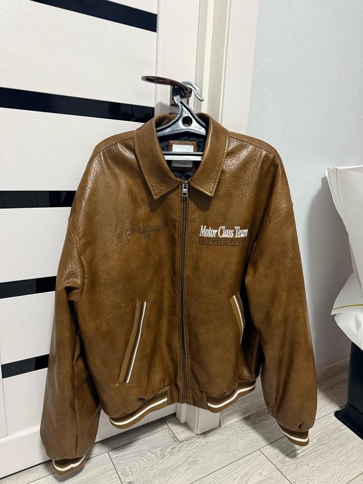 Куртка косуха Bershka
