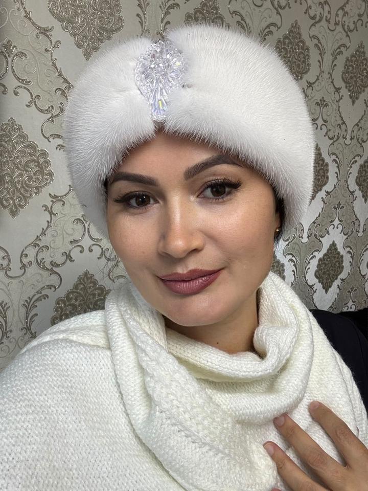 Karimova Katya Повязка на голову из меха норки