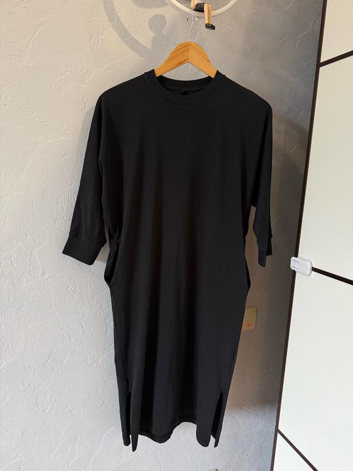 Платье Uniqlo