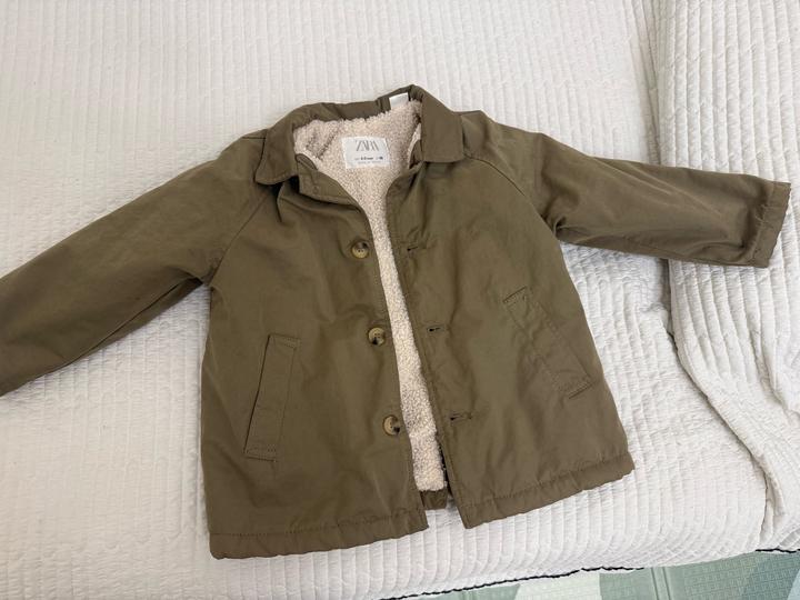 Куртка Zara детская унисекс 98
