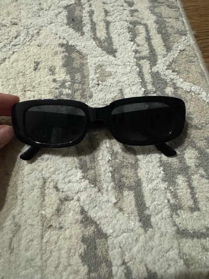 Нет бренда