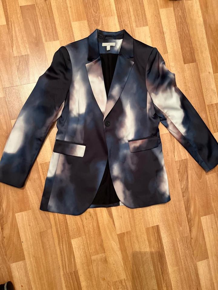 Женский удлинённый пиджак H&M, размер 38