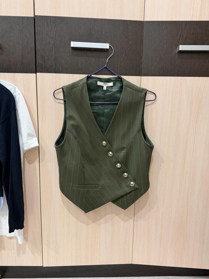 Koton Безрукавка