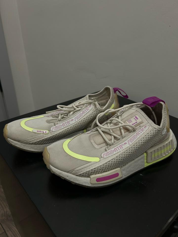 Кроссовки adidas
