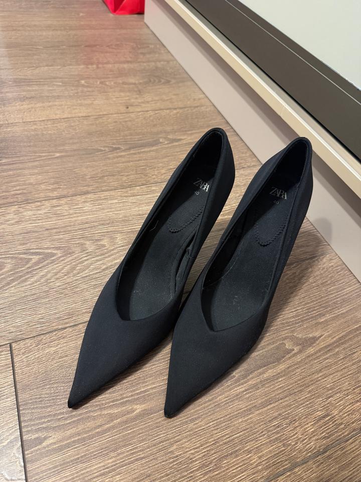 Женские туфли ZARA