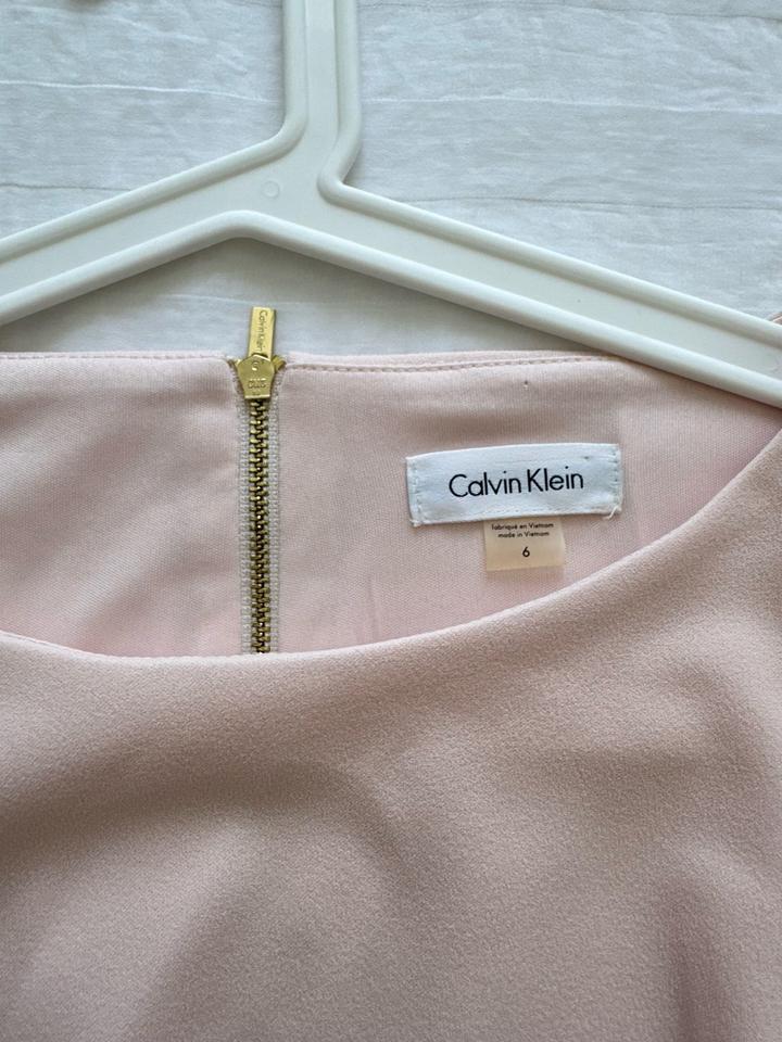 Платье Calvin Klein