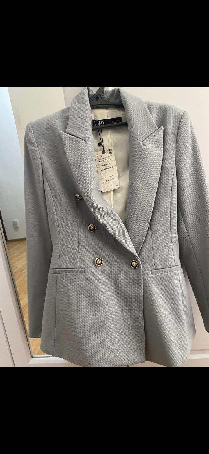 Двубортный пиджак Zara