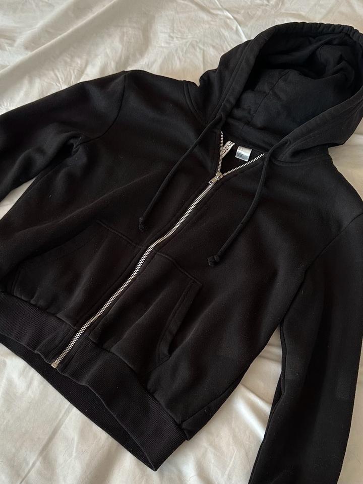 H&M