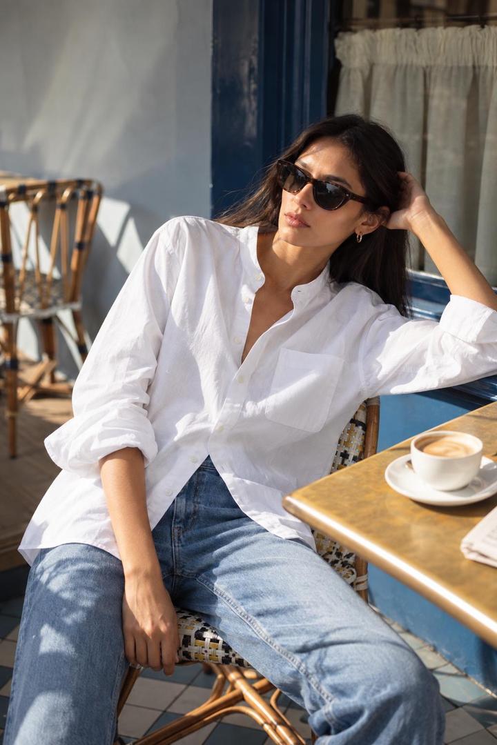 UNIQLO белая рубашка с воротником-стойкой