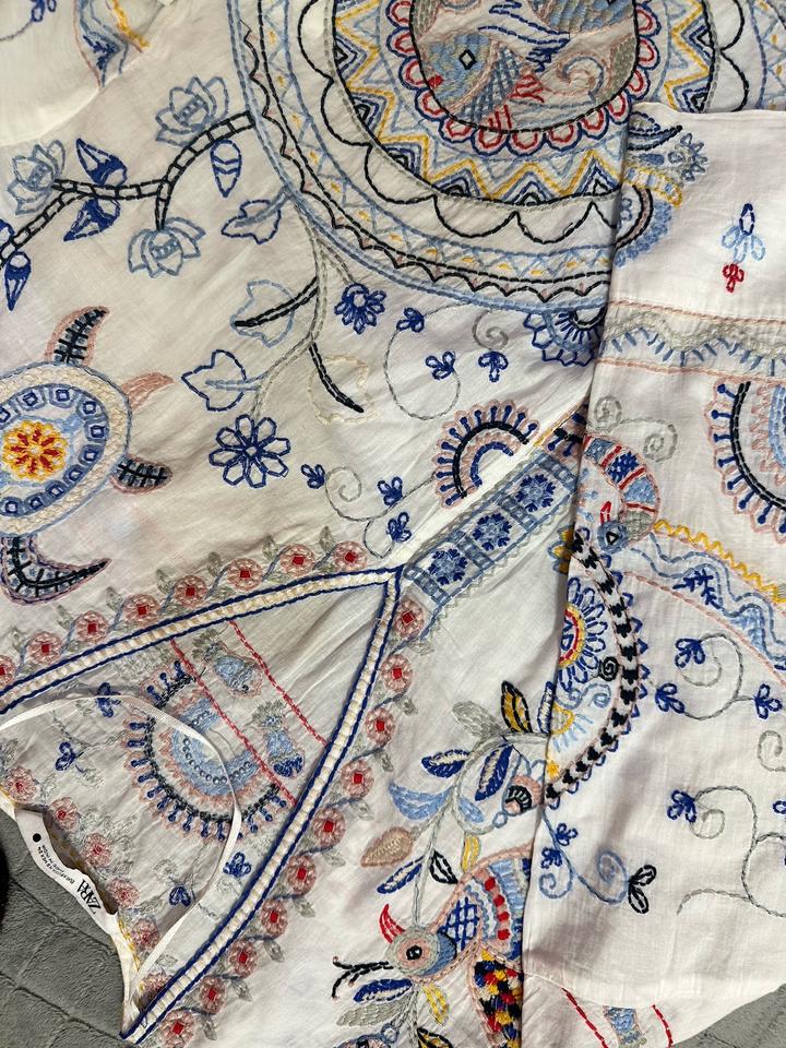 Блуза Zara с вышивкой