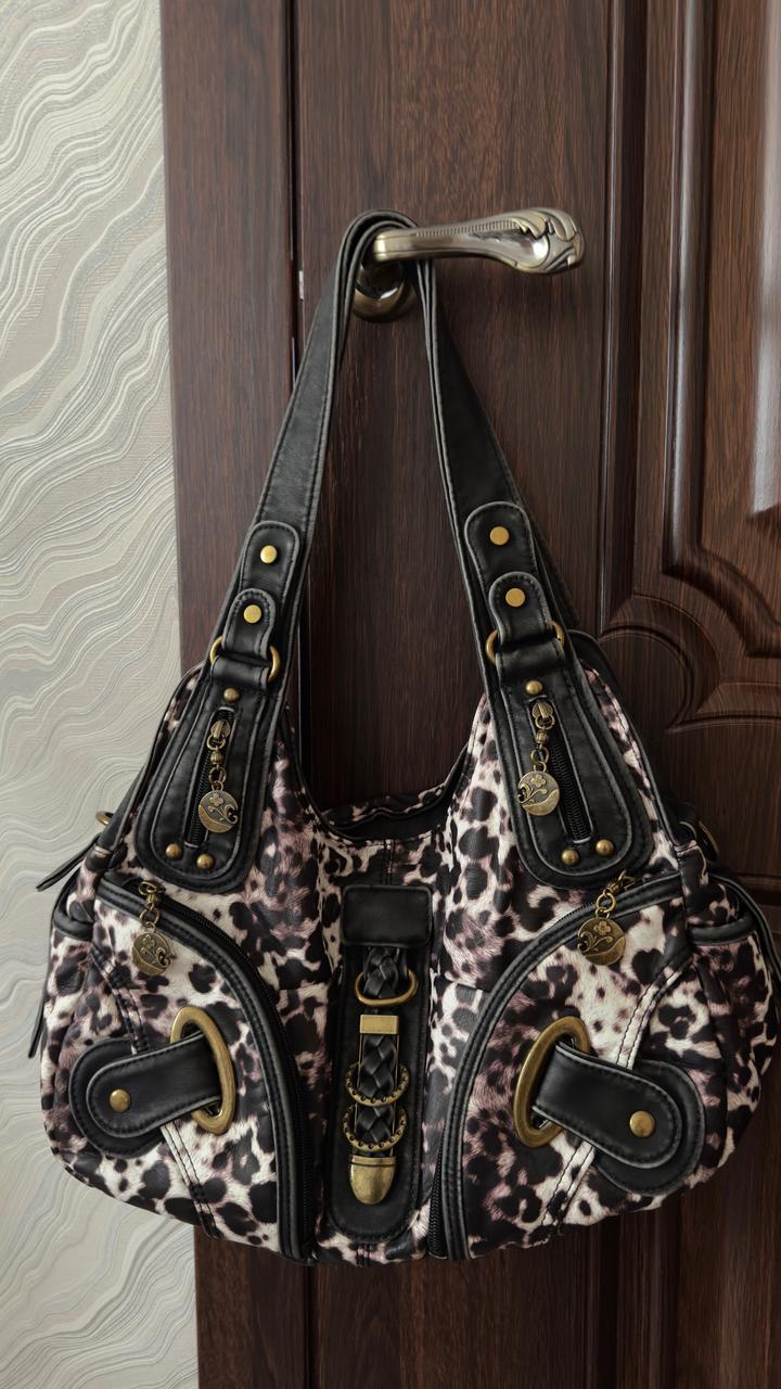 Нет бренда