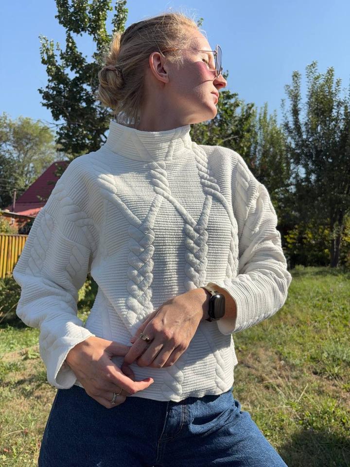 Zara Женский свитер с фактурным узором