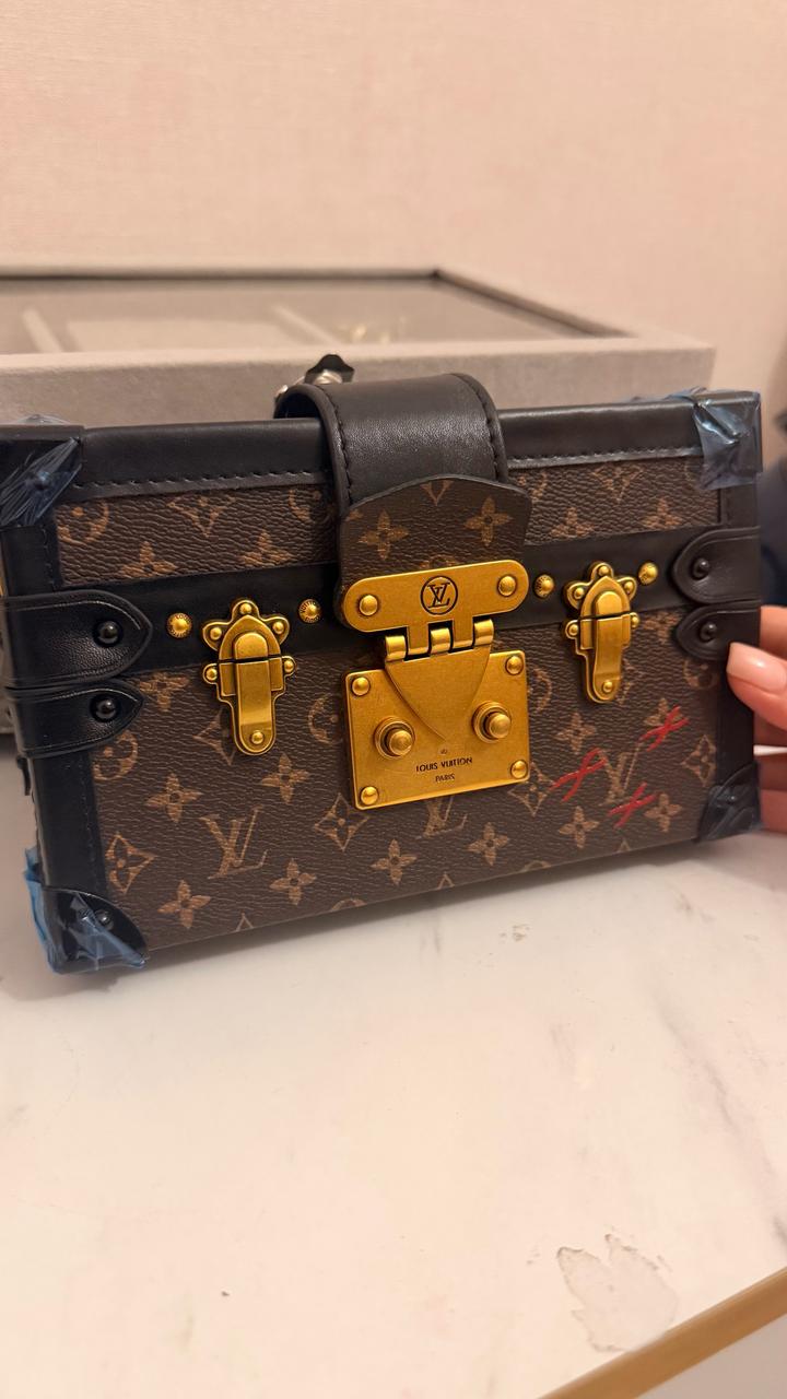 Louis Vuitton Клатч
