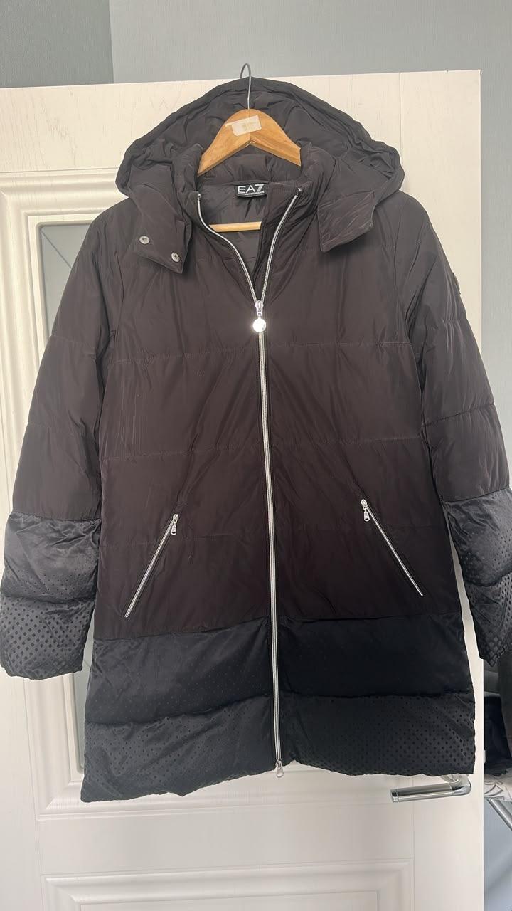 Пуховик EA7 Emporio Armani