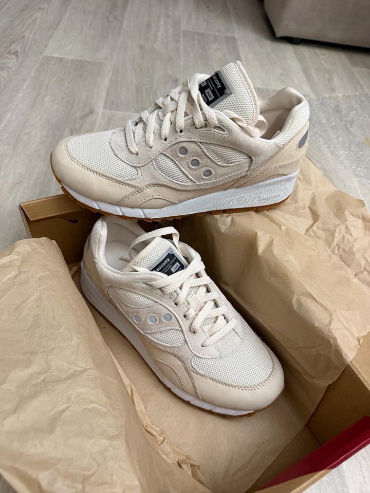 Кроссовки Saucony Shadow 6000