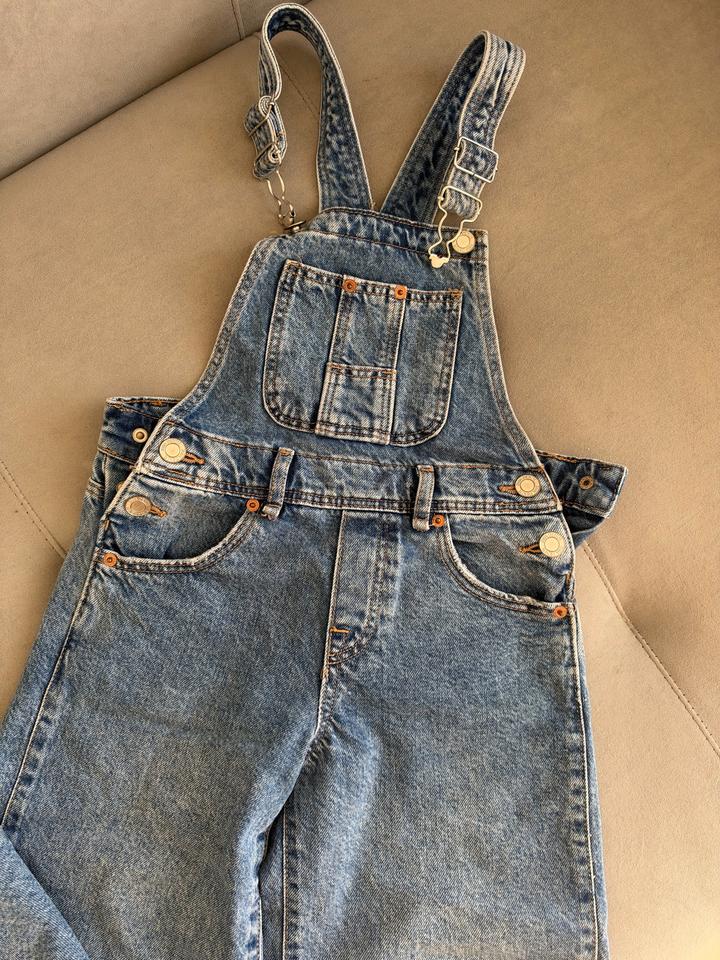 Джинсовый комбинезон ZARA