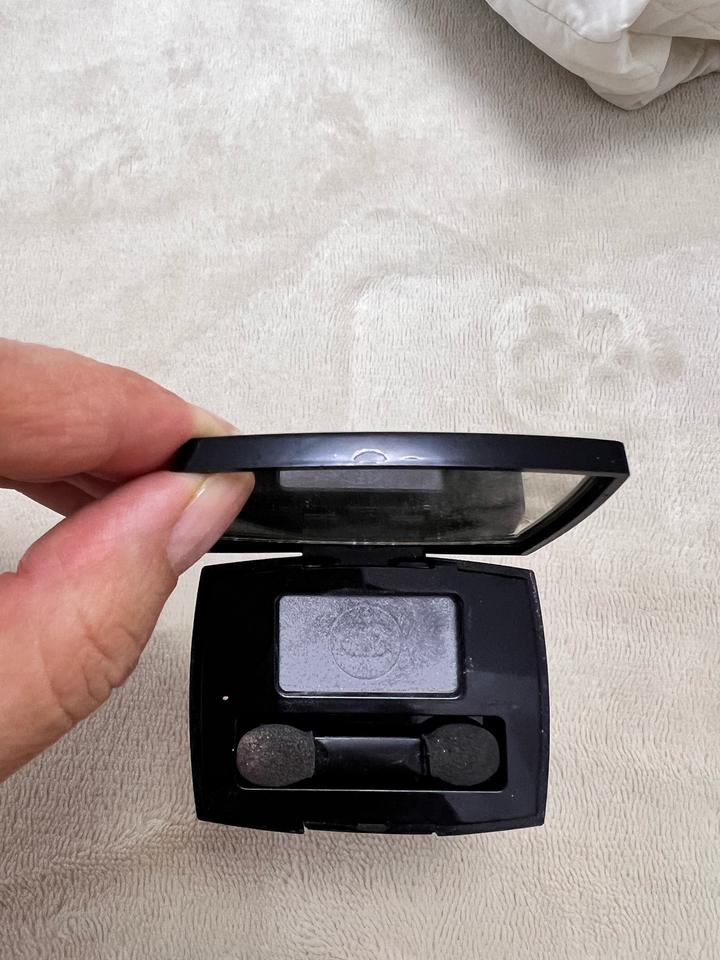 Chanel тени для век