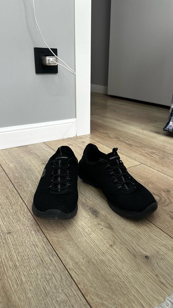Кроссовки Skechers