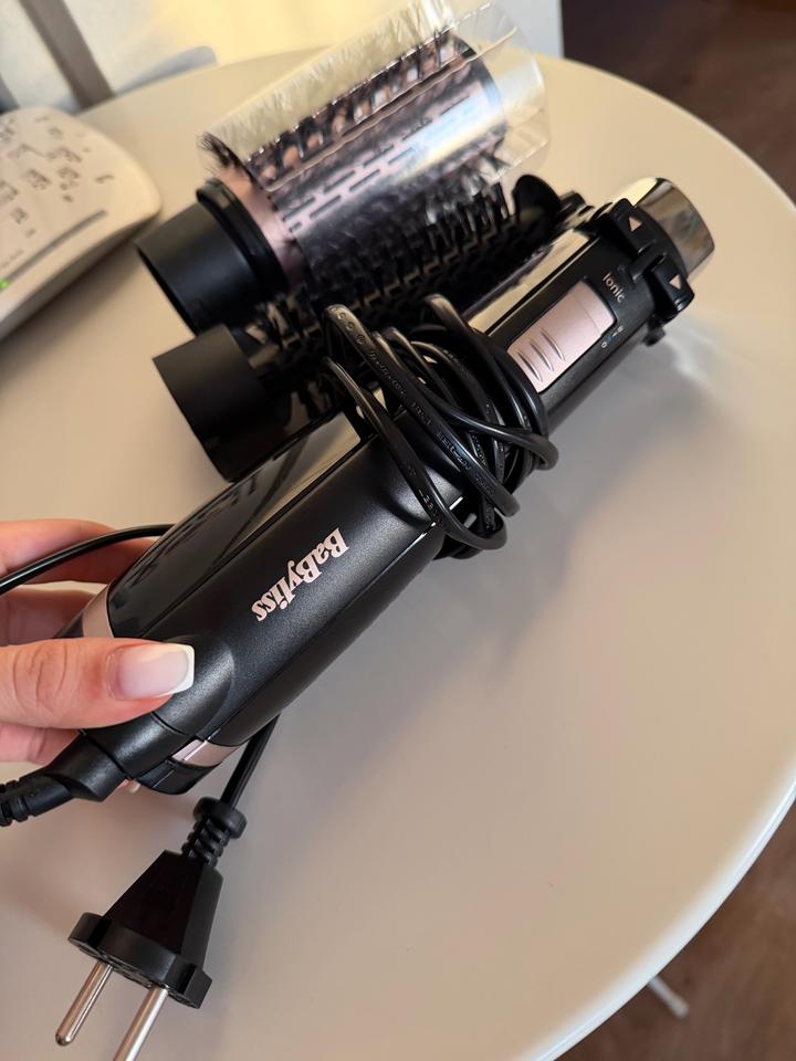Фен-щетка BaByliss AS200E