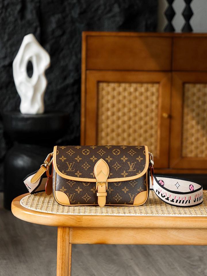 Сумка Louis Vuitton Diane