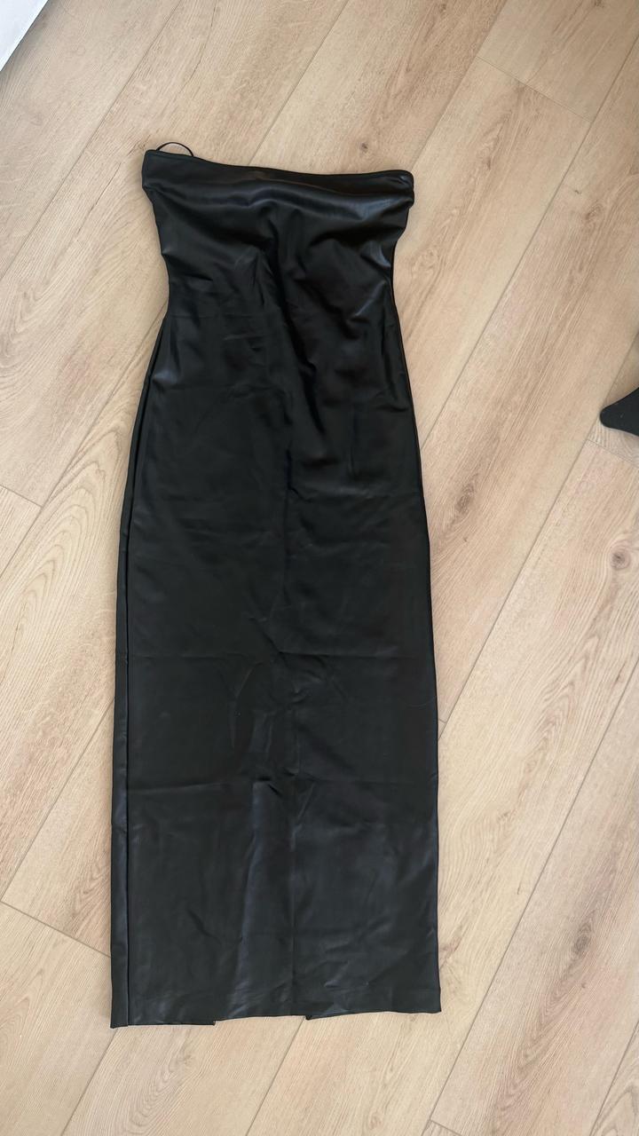Платье Bershka