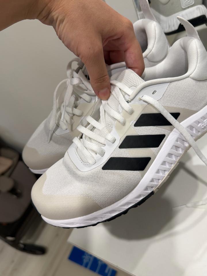 кроссовки adidas