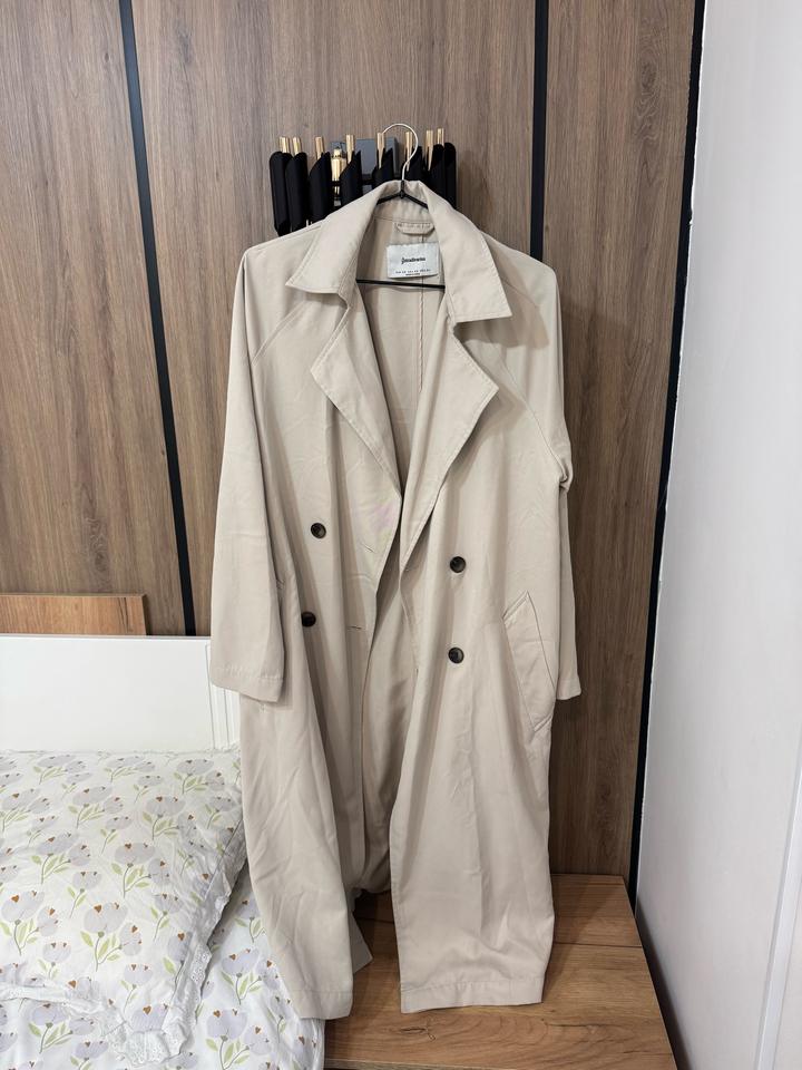 Тренч Stradivarius