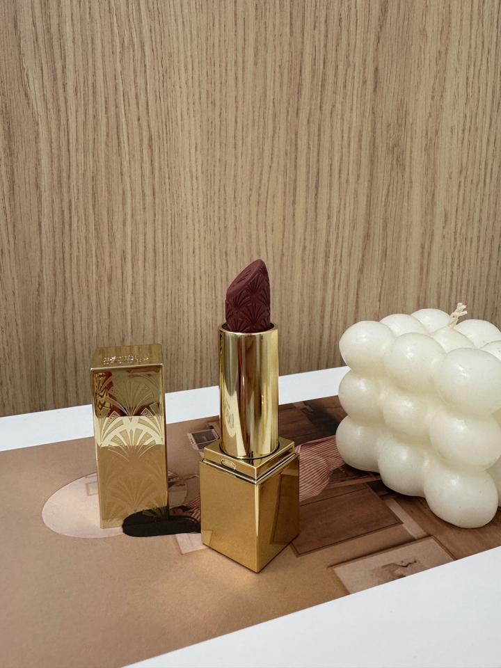Estée Lauder