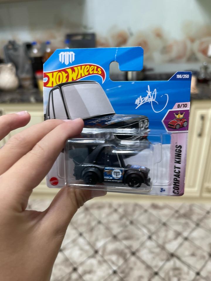 Hot wheels