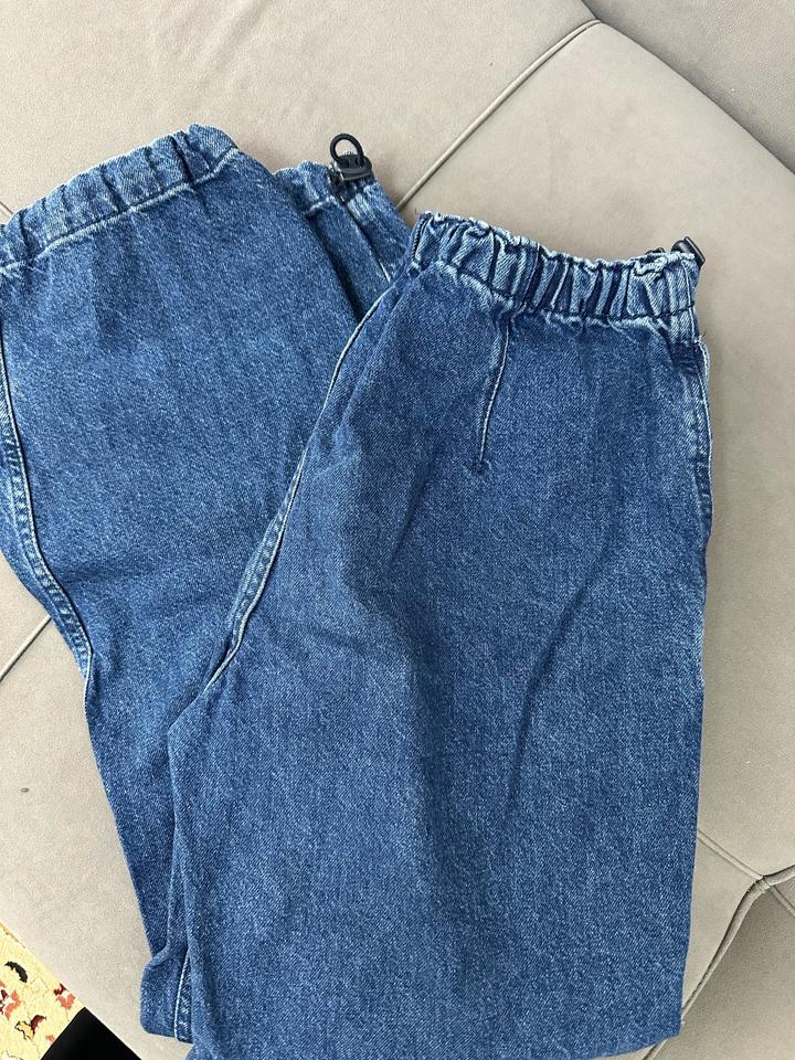 Джинсы Bershka