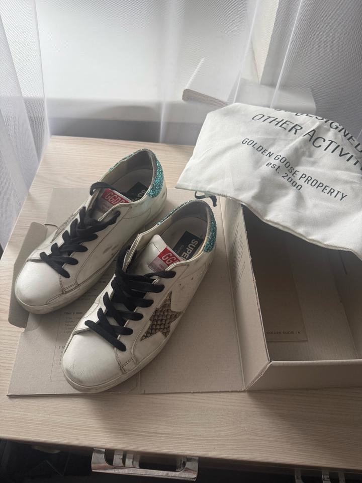 Golden Goose