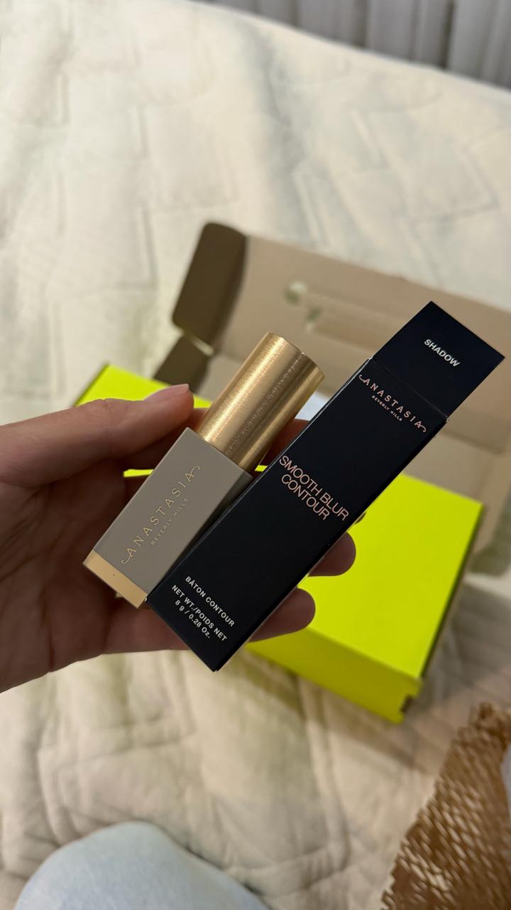 Anastasia Beverly Hills Smooth Blur Contour