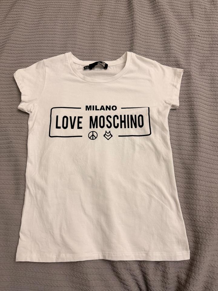 Футболка LOVE MOSCHINO