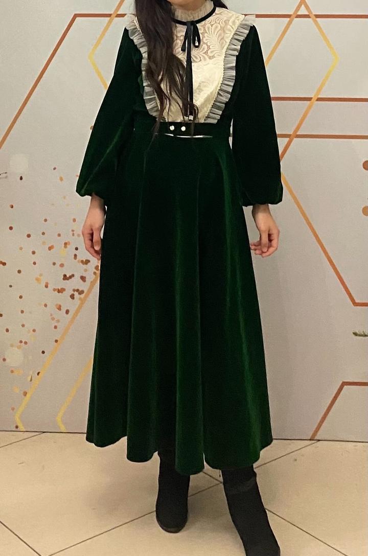 Изумрудное платье