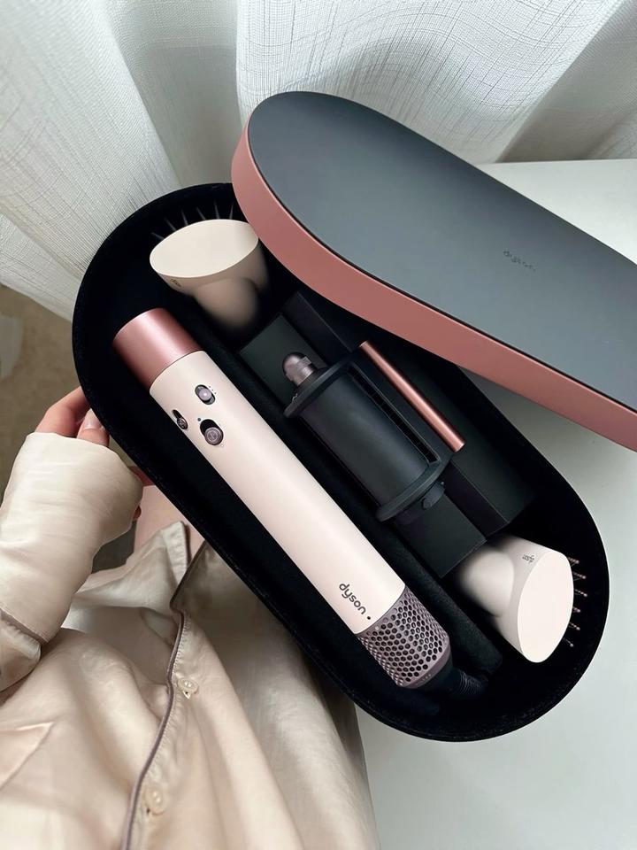 Dyson