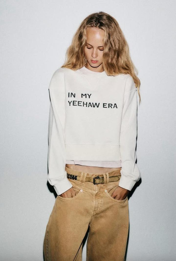 Свитшот с надписью Zara