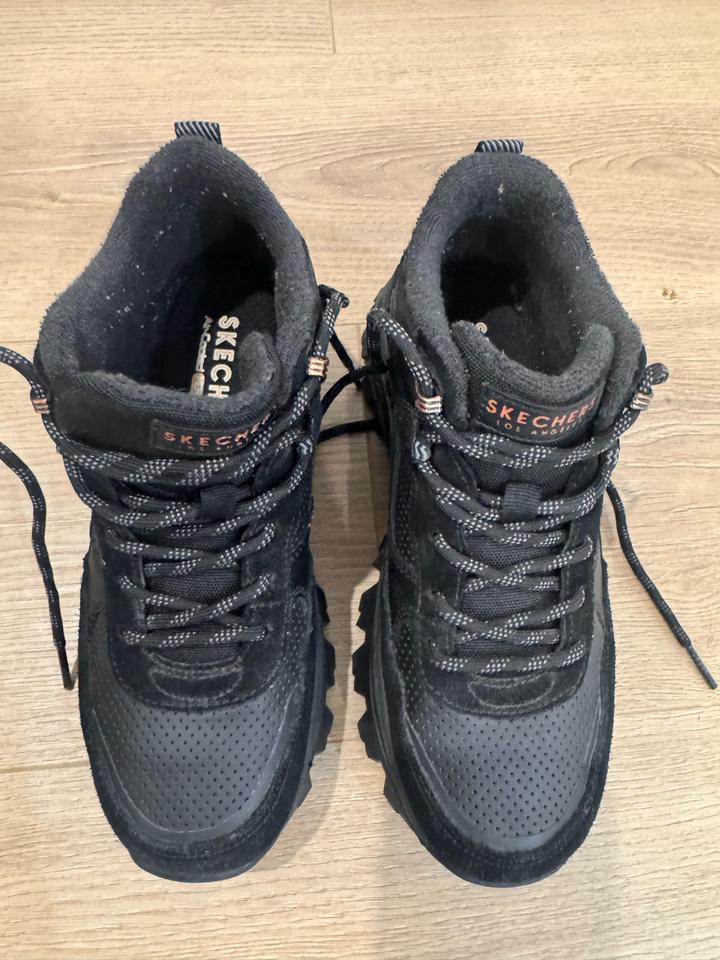 Женские ботинки Skechers