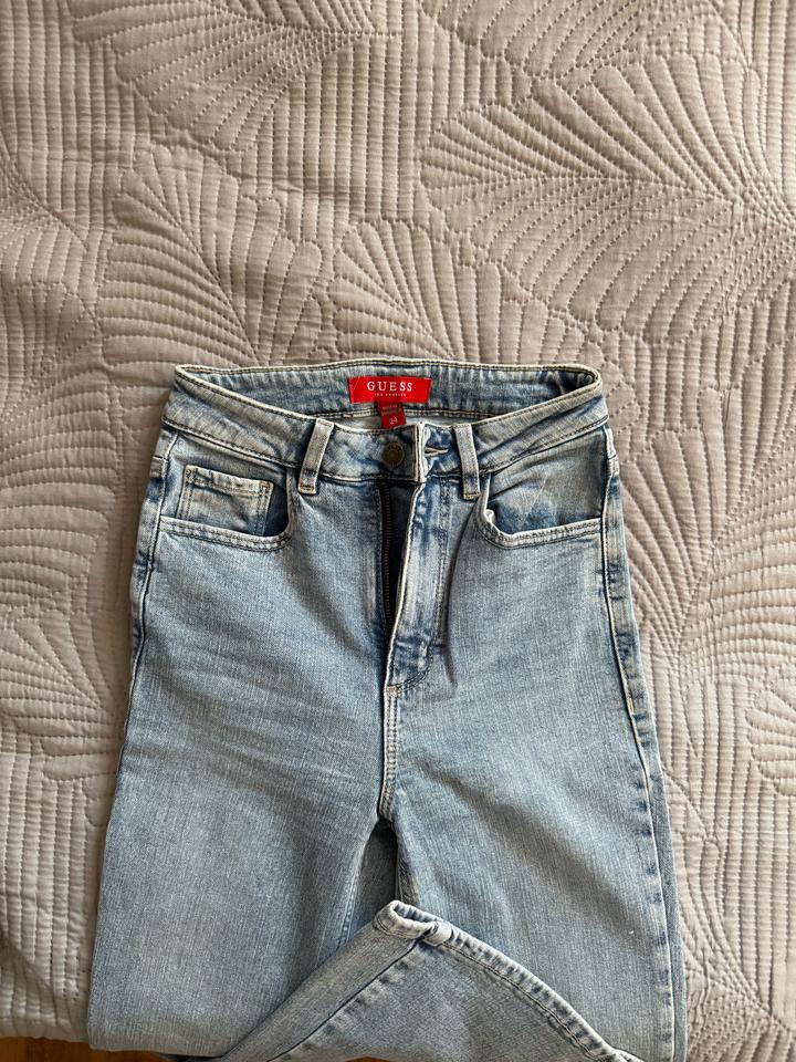 GUESS