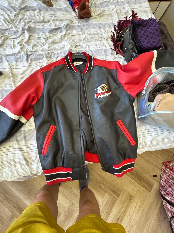 Нет бренда