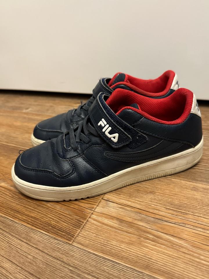 FILA