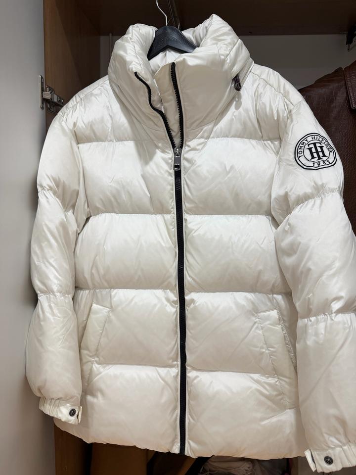Tommy Hilfiger