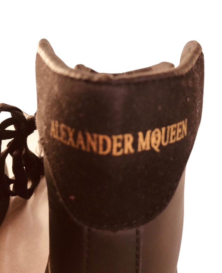 Alexander Mqueen