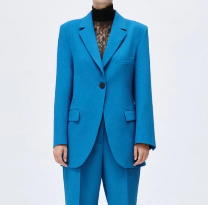 Костюм брючный Zara
