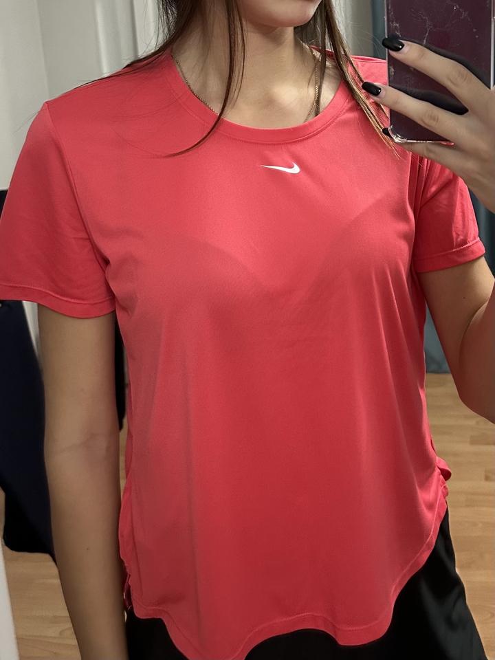 Nike футболки найк