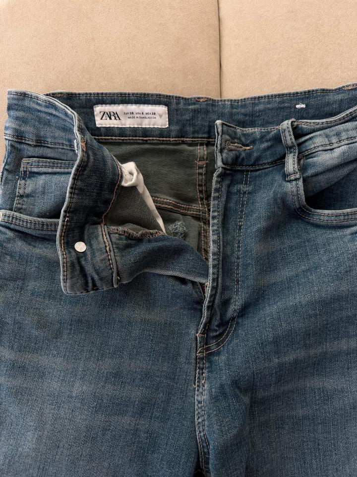 Джинсы ZARA