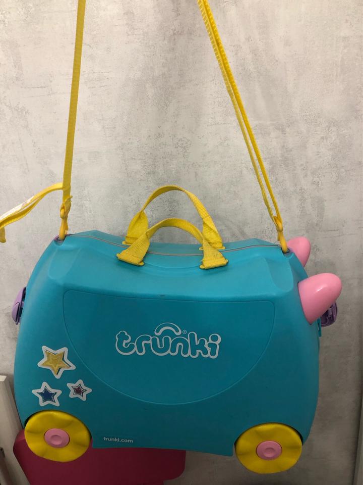Trunki единорог