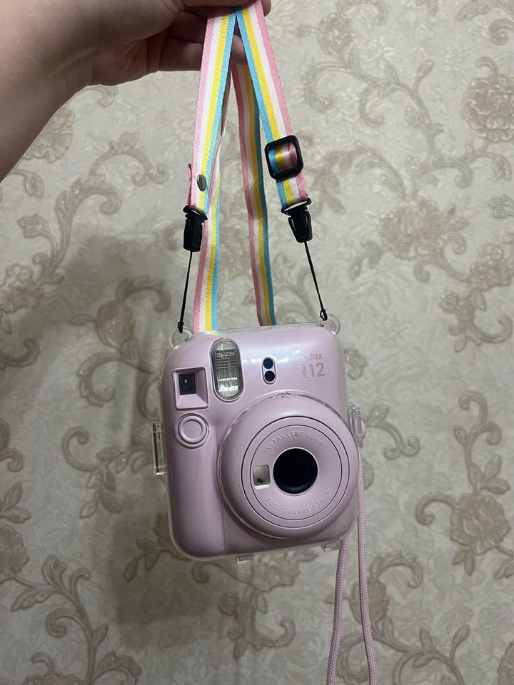 Продам instax