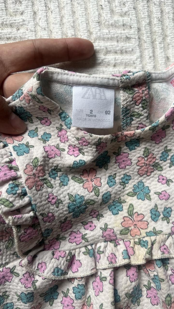 Платье Zara 92р